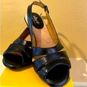 Strappy black slingback dress heels,Softspots pillow top technology Brand New!